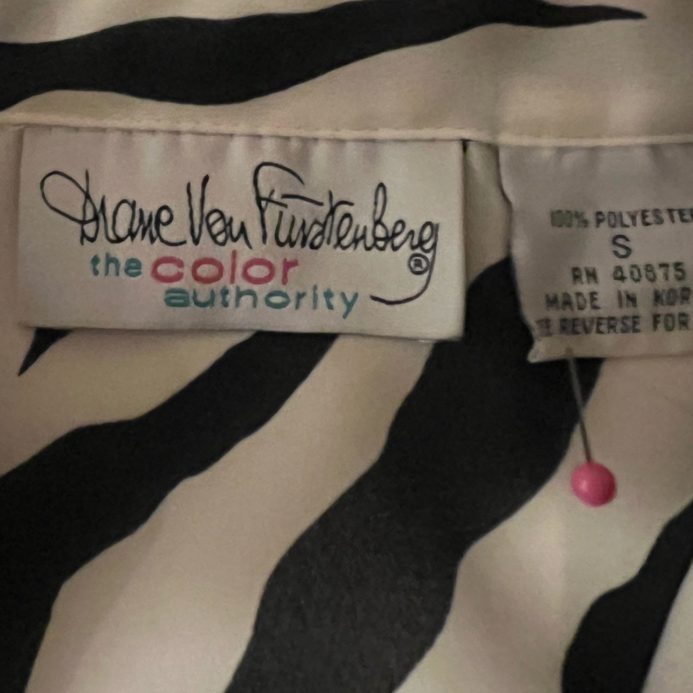 Diane Von Furstenberg Vintage zebra print semi sheer boxy oversized button down - Picture 5 of 7